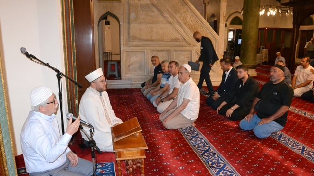Manisa'da Srebrenitsa şehitleri dualarla anıldı