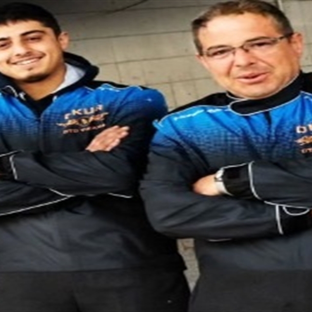 Yalova'da TIR yıkarken elektrik akımına kapılarak ölen baba ile oğlu toprağ...