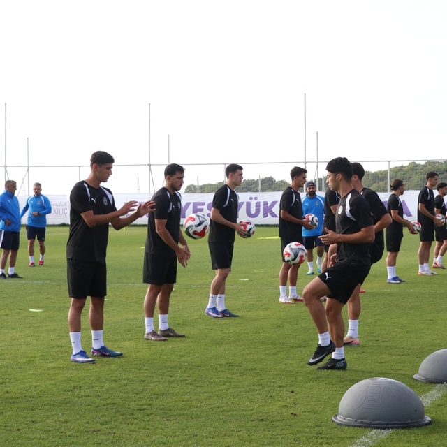 Manisa FK, yeni sezon hazırlıklarını Erciyes'te sürdürüyor