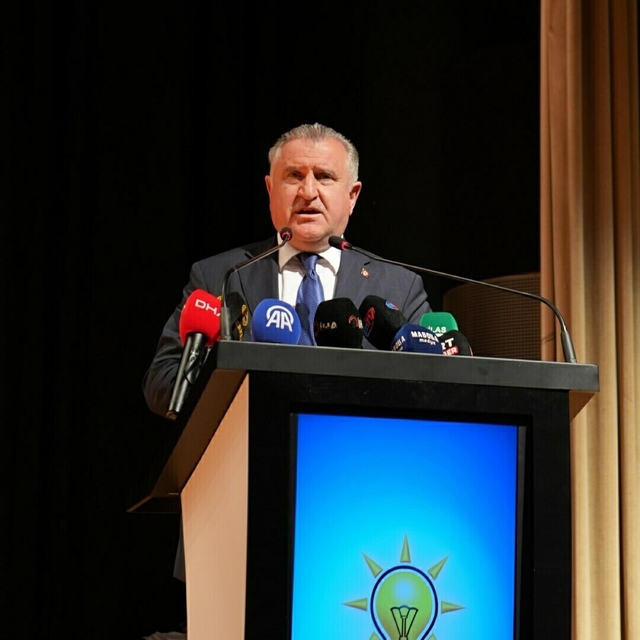Bakan Bak: Savunma sanayisindeki oranımızı yüzde 85'lere ulaştırdık