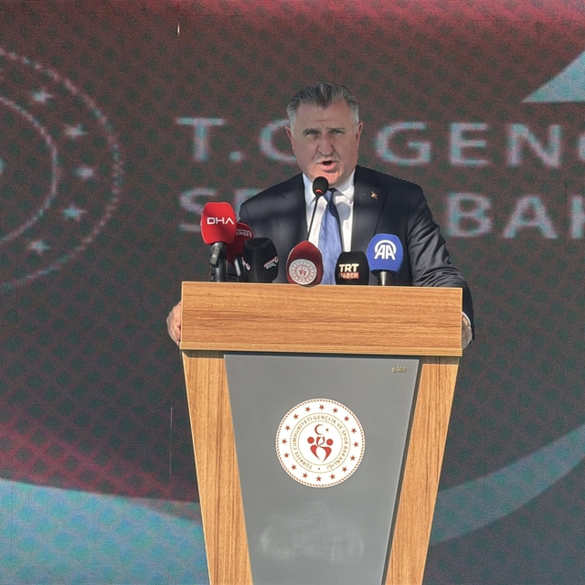 Bakan Bak: Savunma sanayisindeki oranımızı yüzde 85'lere ulaştırdık (2)