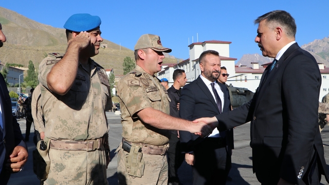İçişleri Bakanı Mustafa Çiftçi, Hakkari'de