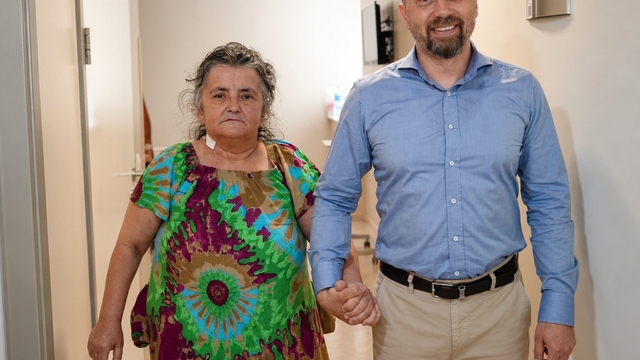 Sıkışmış göbek fıtığı hayatını tehdit etti, bağırsağında 40 santimlik kangren olluştu organları iflasın eşiğine geldi
Önemsenmediği fıtık  sebebiyle ölümden döndü
Genel Cerrahi Uzmanı Op. Dr. Gökhan Ateş :
"Fıtık şikayeti kontrolden çıktığında, sıkıştığında, kangren olduğunda hatta delindiğinde ölümcül dahi olabilen durumlardır "