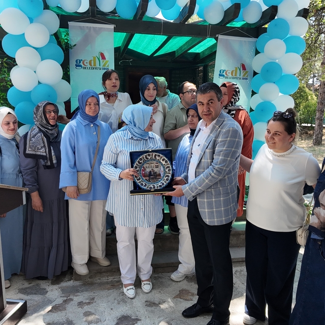 Gediz'de engelli bireyler için yeniden tasarlanan engelsiz yaşam merkezi aç...