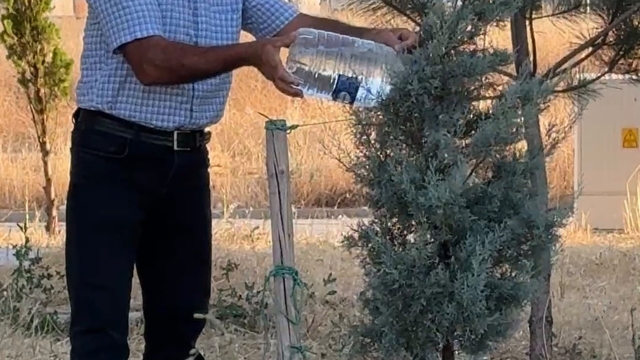 Oğlaklı Mahallesi hizmet bekliyor
