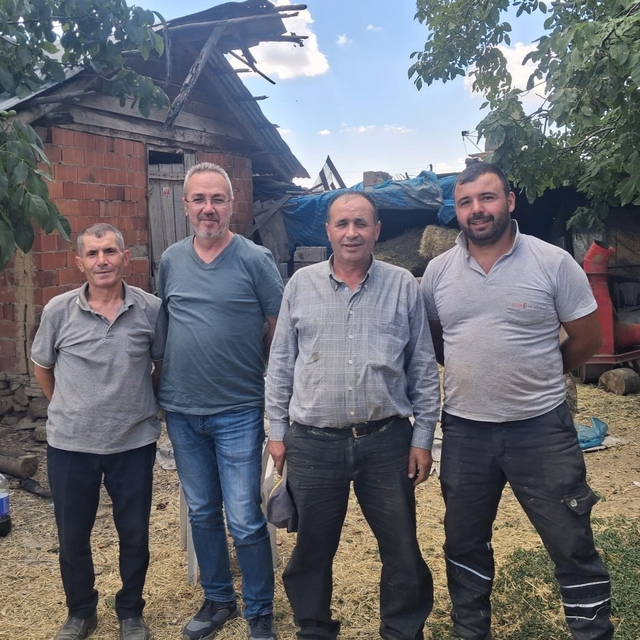 Uşak İl Tarım ve Orman Müdürlüğü ekiplerince üreticilere saha ziyareti gerç...