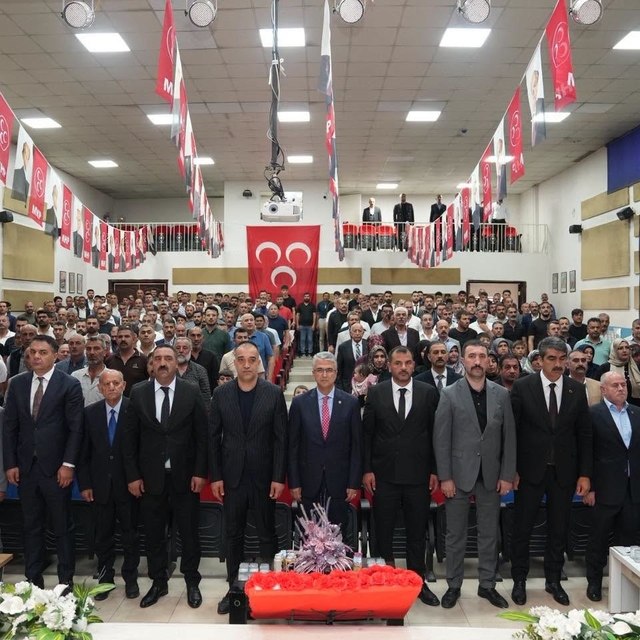 MHP Aşkale ilçe kongresi tamamlandı: Yeni Başkan Raci Gürcan Malli oldu