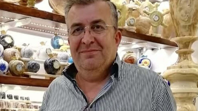 Dere yatağına devrilen traktörün sürücüsü öldü