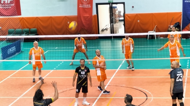 Köyceğiz veteran voleybol etkinliği tamamlandı