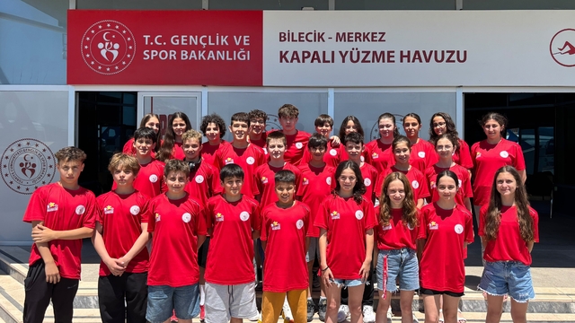Eskişehirli sporculardan ANALİG Yüzme'de büyük başarı