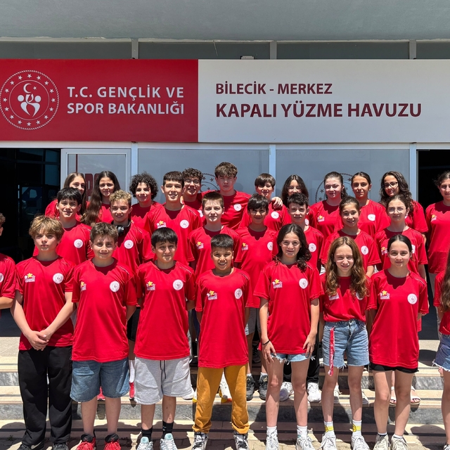 Eskişehirli sporculardan ANALİG Yüzme'de büyük başarı
