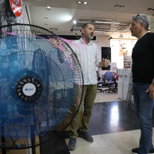 Havaların ısınmasıyla, vatandaşlar klima ve vantilatörlere yöneldi