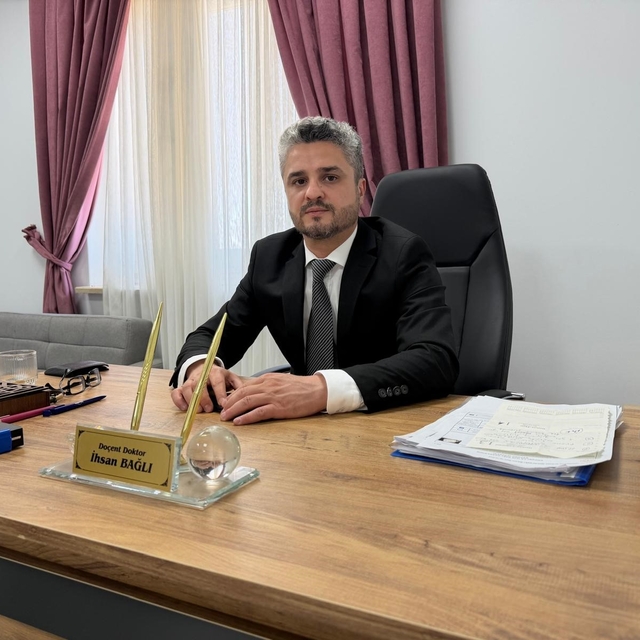 Milyonda bir görülen doğuştan rahim anomalisi başarıyla tedavi edildi