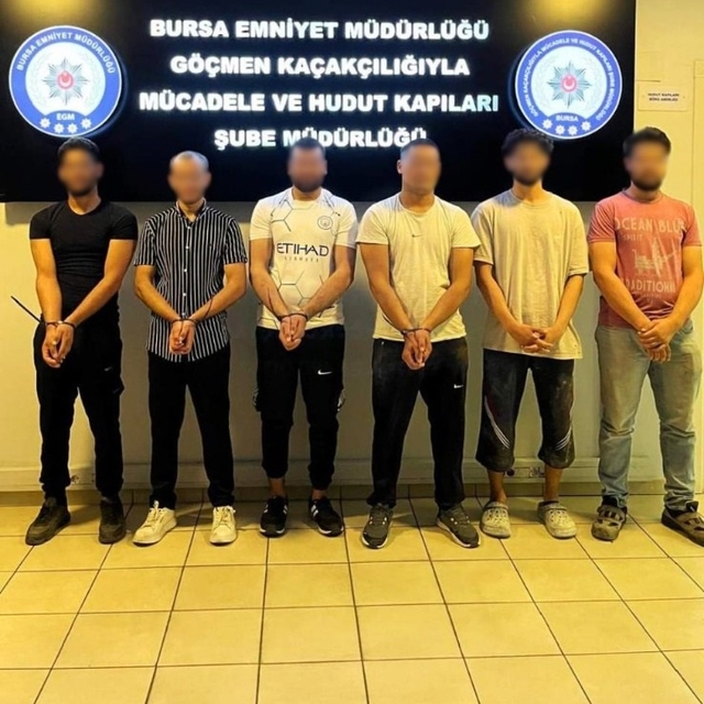 Bursa'da kaçak çalışanlar yakalandı, işletmelere de ceza kesildi