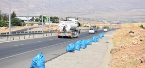 Siirt'te çevre yolunda kapsamlı temizlik mesaisi