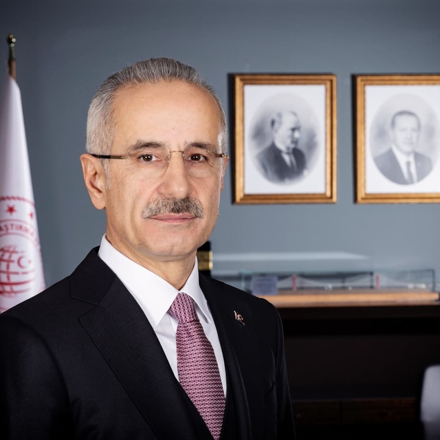 Bakan Uraloğlu: 15 Temmuz gecesini 'aziz milletimizin zaferi' olarak tanıml...