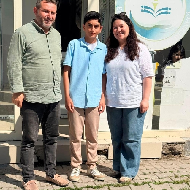 LGS'de Ağrı il birincisi olan Muhammed Yusuf Işık Patnos'un gururu oldu