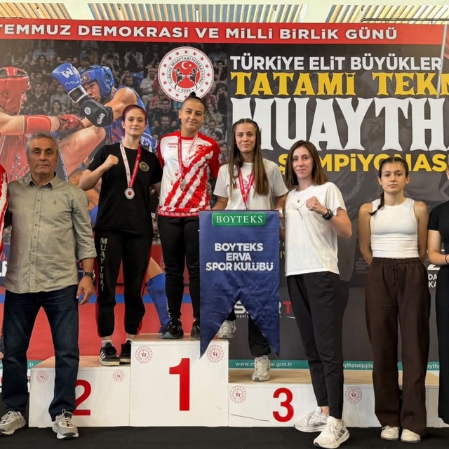 Manisalı muaythaiciler Türkiye Şampiyonası'na damga vurdu