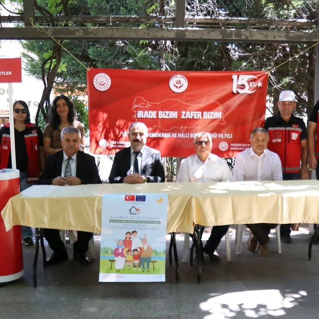 Eskişehir'de "15 Temmuz Resim ve Fotoğraf Sergisi" kapılarını açtı
