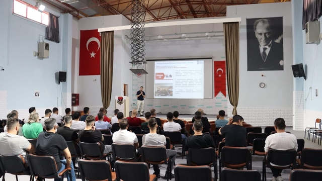 Eskişehir'de hükümlülere tahliye öncesi denetimli serbestlik semineri