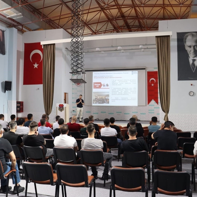 Eskişehir'de hükümlülere tahliye öncesi denetimli serbestlik semineri