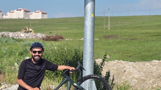 Elazığ'dan Ardahan'a pedal çevirdi