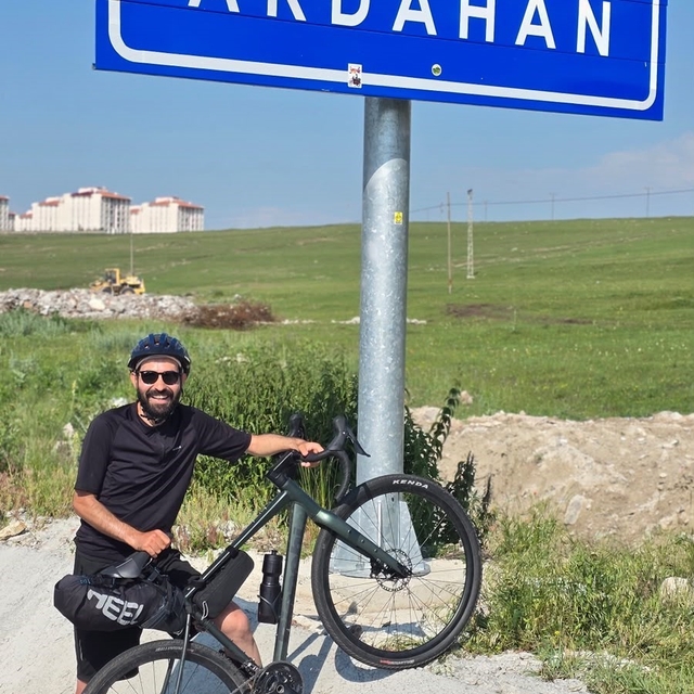 Elazığ'dan Ardahan'a pedal çevirdi