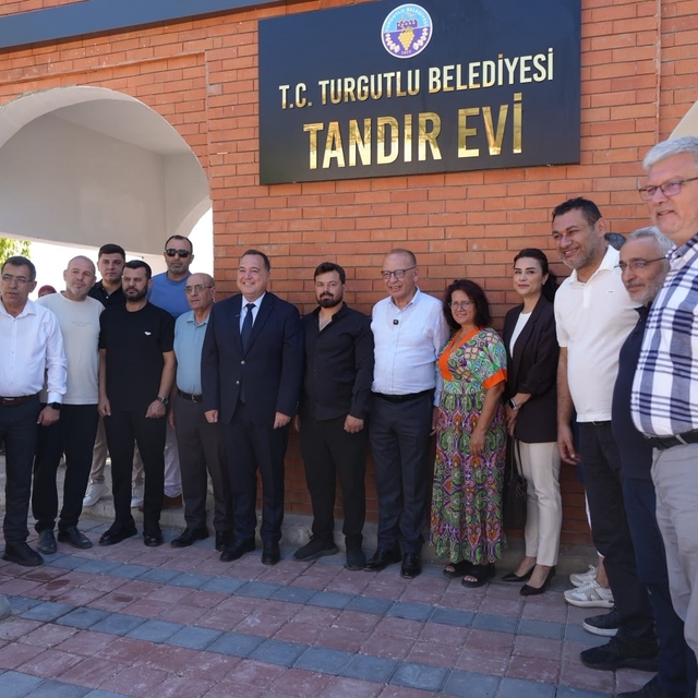 Turgutlu'da mahalle kültürünü yaşatacak 'Tandır Evi' hizmete açıldı