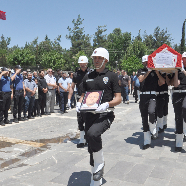 Astsubay oğlunun donör olduğu polis memuru öldü