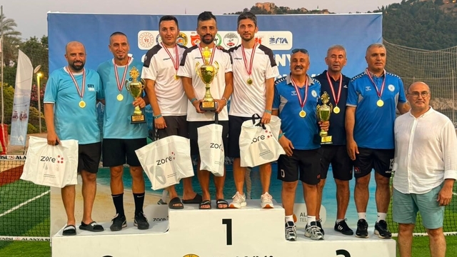Alanya Futnet'te zirveyi bırakmadı