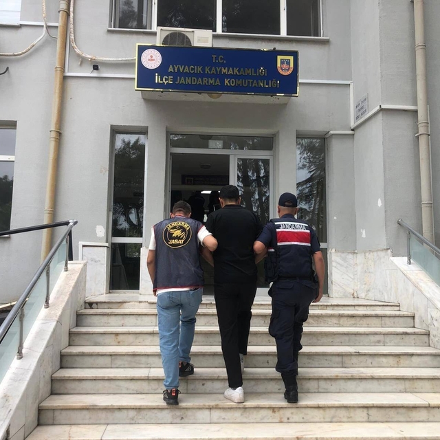 Çanakkale'de çeşitli suçlardan aranan 97 şüpheli yakalandı