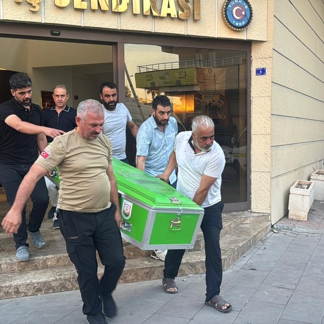 Doktor kaldığı misafirhanede ölü bulundu