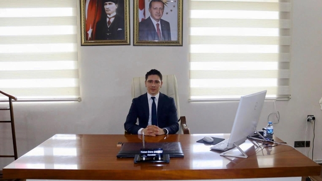 Çıldır Kaymakamı Yunus Emre Sakızcı, göreve başladı