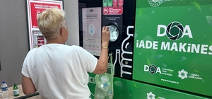 Manisa'da atık şişe ve kutuya para dönemi