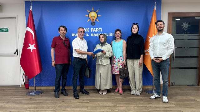 Bursa'da 50 bin, Türkiye'de 1 milyon esnaf sicil affı bekliyor
"Kara liste güncellenmezse sicil affı işe yaramaz"
"Vergisini ve SGK primini zamanında ödeyen esnaf daha fazla ödüllendirilmeli"