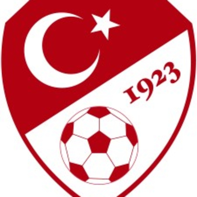 Bölgesel Amatör Lig'in ismi değişti
Profesyonelliğe Geçiş Ligi'ne 5 kontenj...