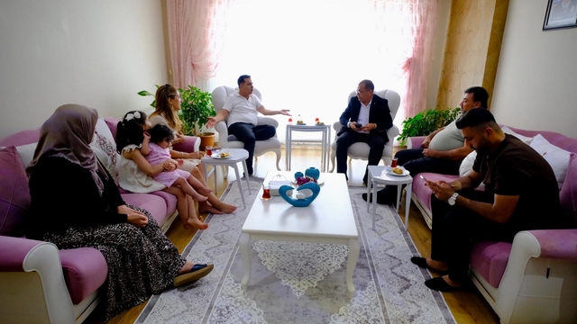 Başkan Dal'dan 15 Temmuz şehidinin ailesine ziyaret