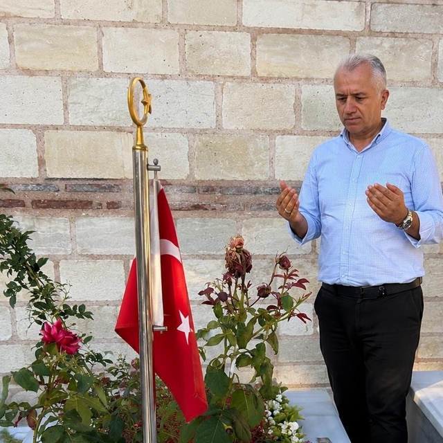 Malatya İş İnsanları Platformu Başkanı Özköse: "O gece Türkiye diz çökmedi"