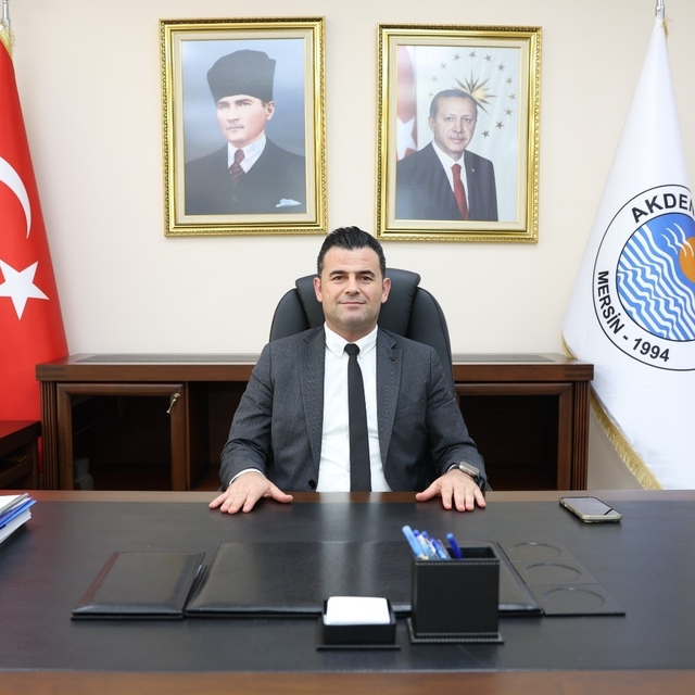 Akdeniz Kaymakamı Murat Beşikci görevine başladı