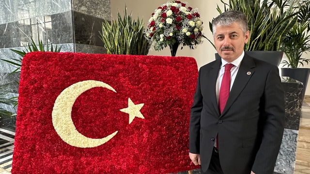 Çopuroğlu: "15 Temmuz, milletin ihanete geçit vermediği gecedir"