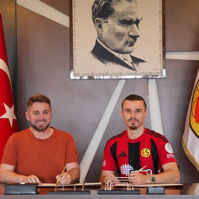 Eskişehirspor, sol bek Sarper Çağlar'ı kadrosuna kattı