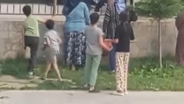 Balkondan düşen 2 yaşındaki çocuk hayatını kaybetti