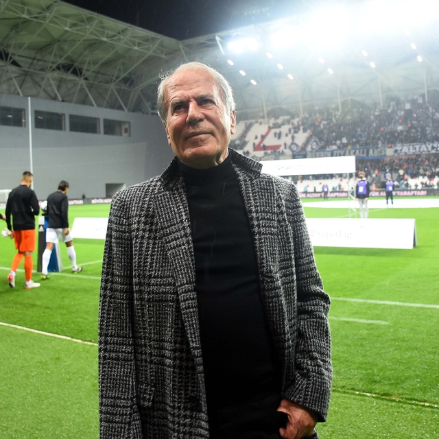 Altay'dan Mustafa Denizli'ye çağrı