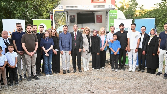 "Tarladan geleceğe" projesi Yeşilyurt'ta hayata geçti