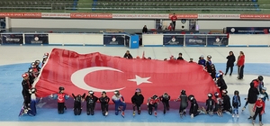 Buzda 15 Temmuz için anlamlı tören