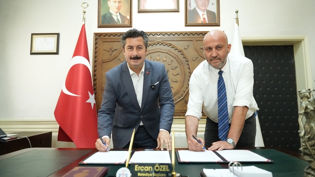 Yenişehir'in simgesi Şemaki Evi kapılarını yeniden ziyarete açıyor
