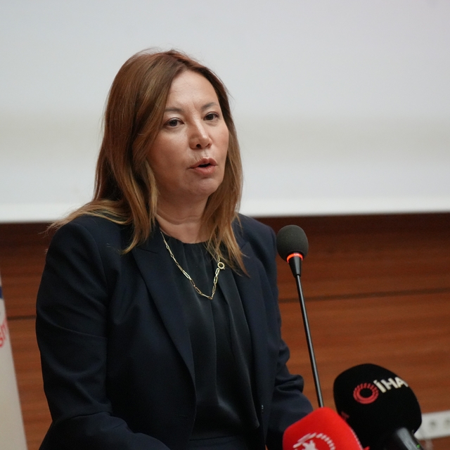 Rektör Aydın: "15 Temmuz, istikbalimize ipotek koymaya çalışanları hayal kı...