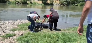 Dicle Nehri'nde erkek cesedi bulundu (2)