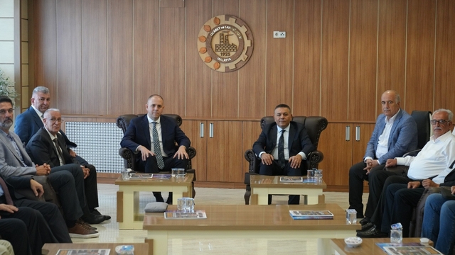 Sadıkoğlu'ndan ihracatçı birliklerine logo ve marka çağrısı