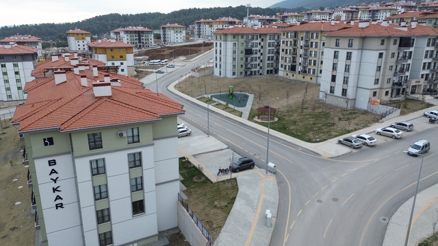 Baykar sakinlerinden Haluk Levent'e sitem: "Devletimiz varken onlar hiçbir şey değil"